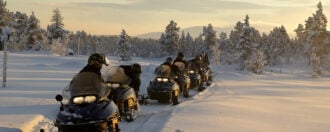 snowmobile-lapland