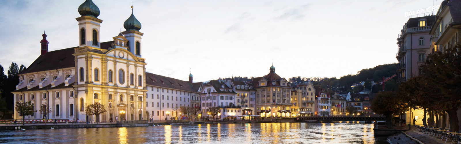 lake-lucerne-sunset