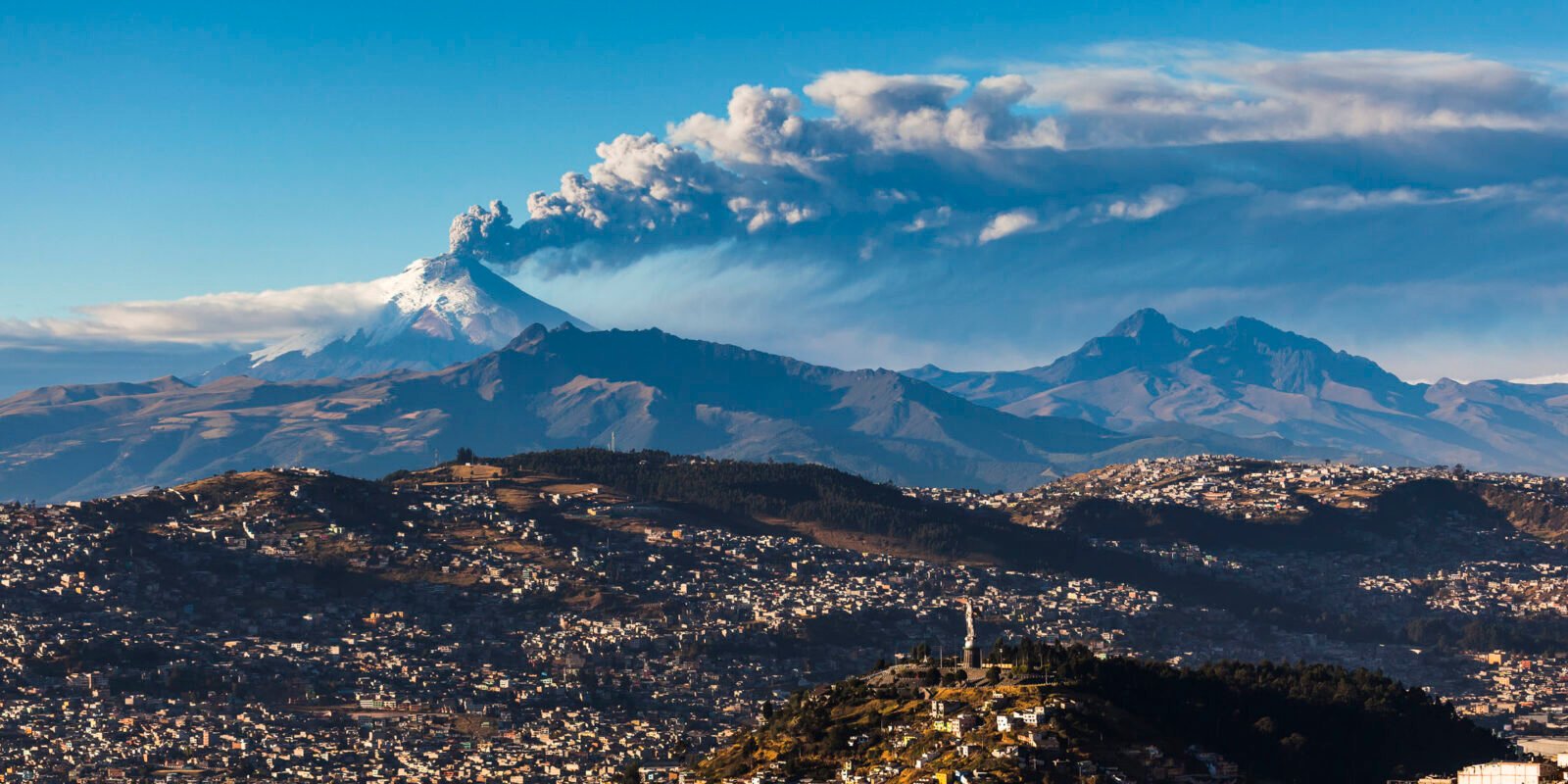 quito-cotopaxi-view-ecuador