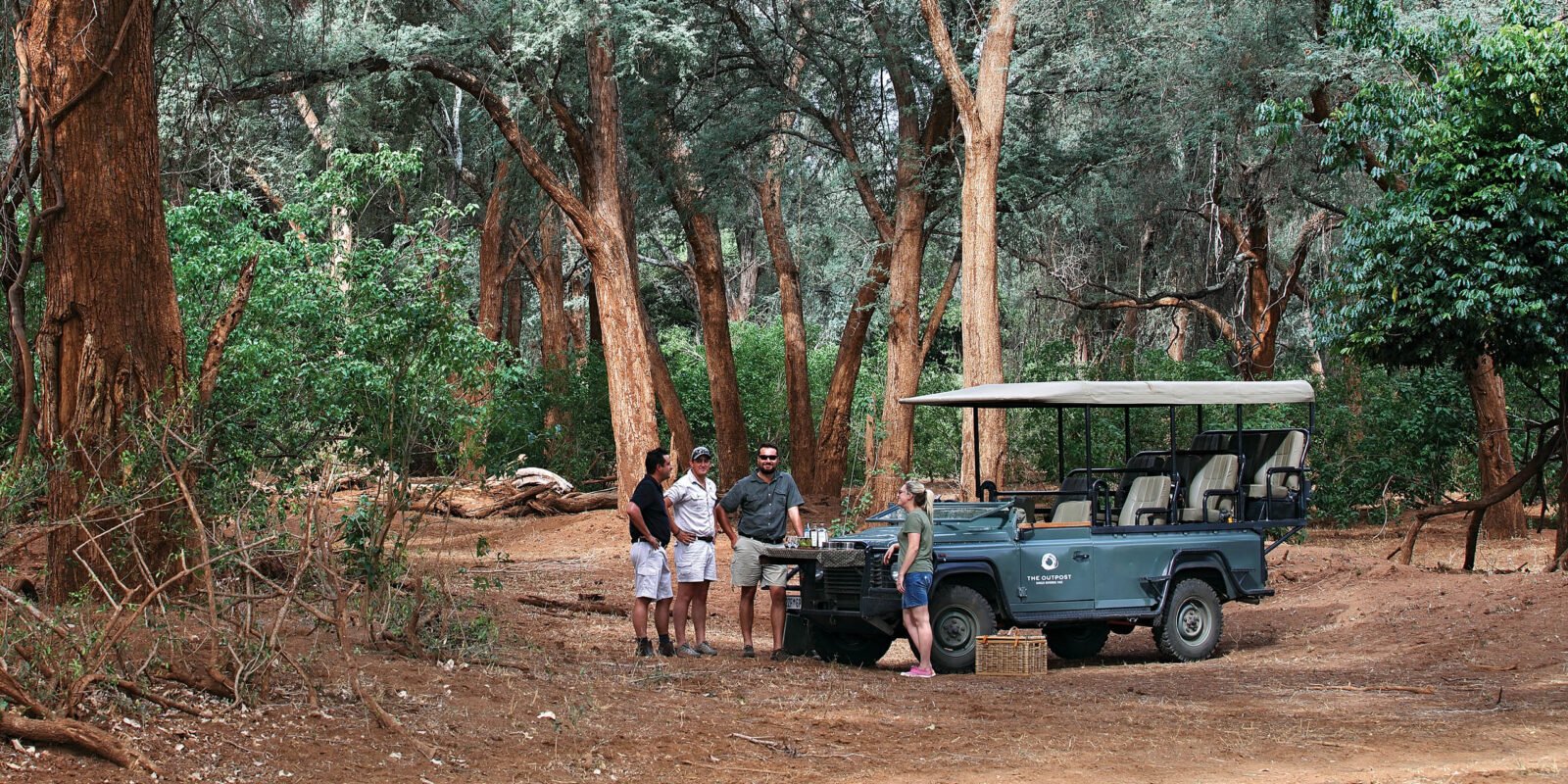 private-family-safari-pels-post