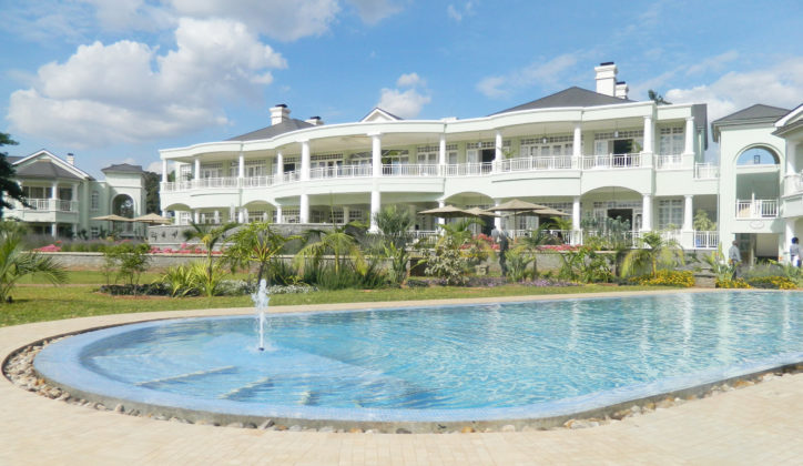 hemingways-nairobi-exterior-and-pool