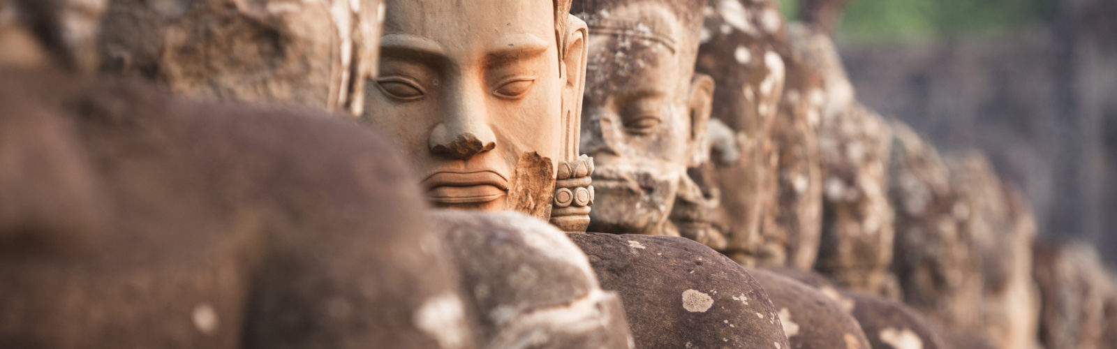 bayon-temple-faces-cambodia