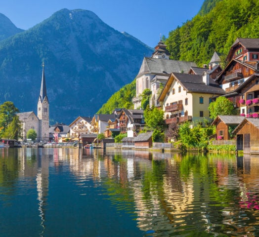 hallstatt-town-austria